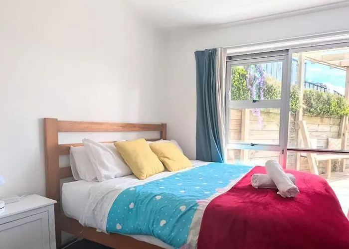 2 Bedrooms, Easy To Start Your Journey *